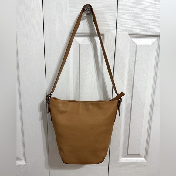 Vintage Coach Legacy Soho Camel Duffle Bucket Shoulder Bag 9186 - Picture 1 of 9